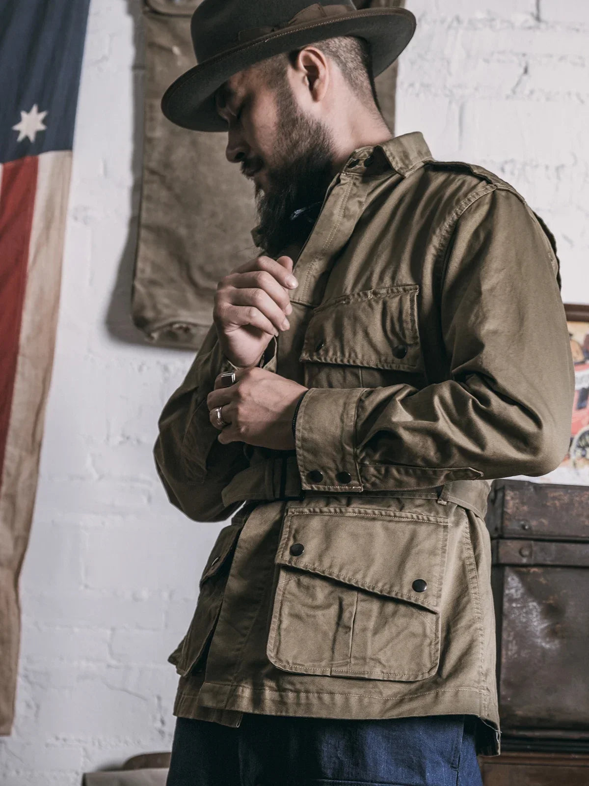 Rugged Bronson M1942 Paratrooper Jump Jacket – Estilo Militar Vintage para Hombre