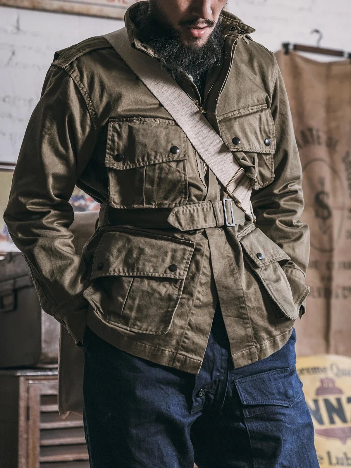Rugged Bronson M1942 Paratrooper Jump Jacket – Estilo Militar Vintage para Hombre